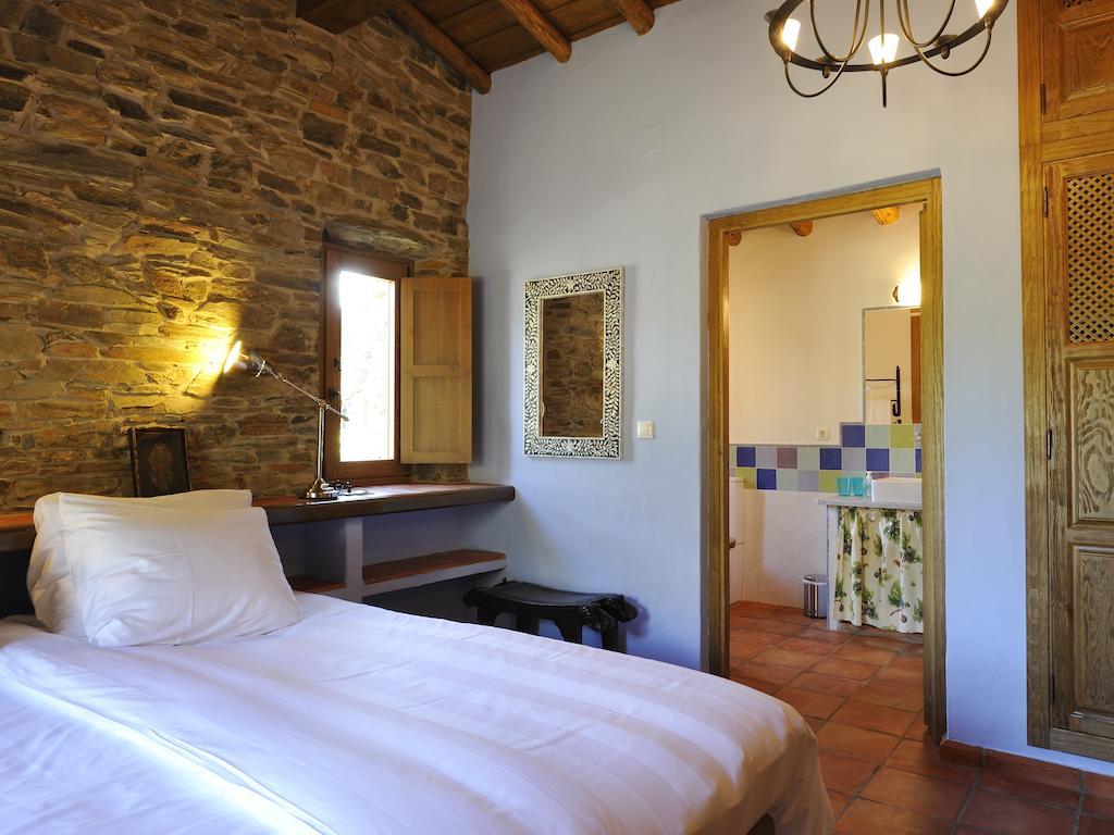 Finca Las Abubillas Jaraicejo Room photo